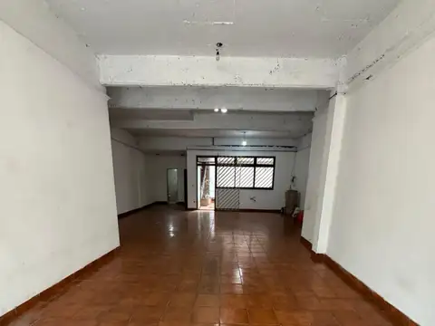 Local en Alquiler en Monserrat, $ 1.600.000