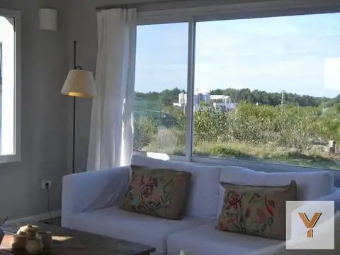 Casa en Venta en Barrio Golf 2, USD 450.000
