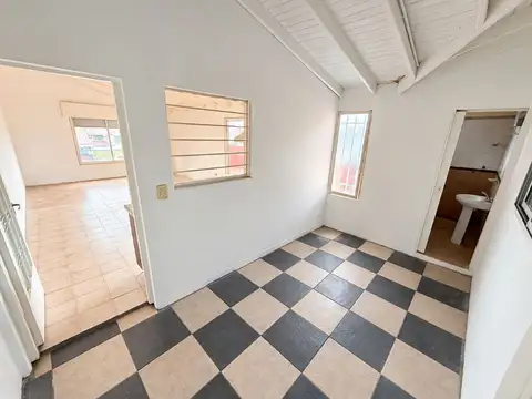 Venta monoambiente divisible terraza caseros