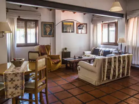 Casa en Venta en Olivos, USD 300.000