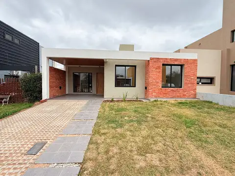 VENTA CASA ETAPA 2 MALAGUEÑO DOCTA