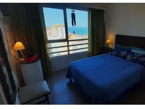 calle 23 685 , Piso 18