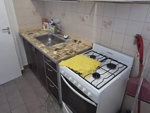 Departamento en Alquiler en Parque Patricios, $ 900.000
