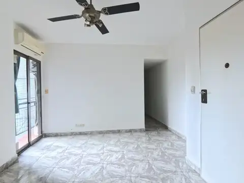 Excelente departamento en alquiler en Parque Patricios