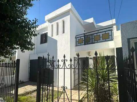 Casa en venta - Barrio Parque Atlántica