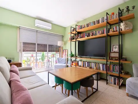 4 ambientes con dependencia balcón al frente