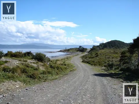 Ushuaia - Fin del Mundo - 1950 Has - 4,3 Km costa de mar