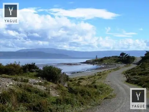 Ushuaia - Fin del Mundo - 1950 Has - 4,3 Km costa de mar
