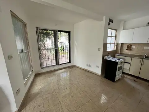 Departamento en Alquiler en El Palomar, $ 350.000