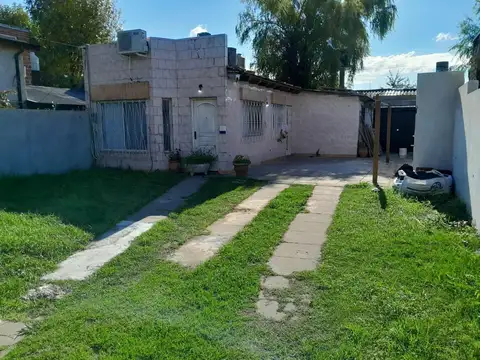 Venta Casita 2 Ambientes en Escobar sobre lote de 200m2