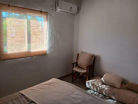 Casa 8 ambientes con 1 baño