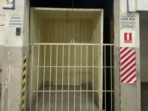 Galpon en Alquiler 38,10  mts Fondo