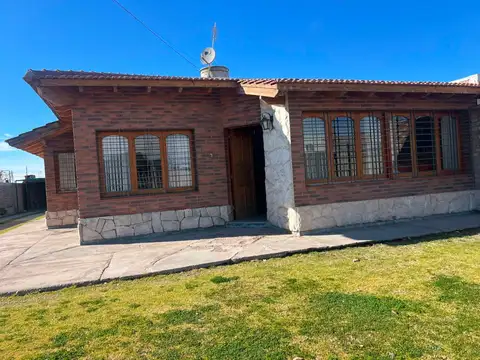 Casa en Venta en Maipú, Mendoza