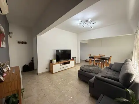 CASA 3 AMBIENTES CON QUINCHO Y PARRILLA EN QUILMES