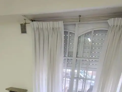 Carlos Calvo 1800 San Cristóbal 1amb U$50.000