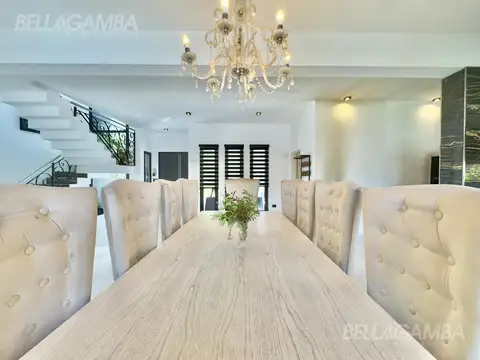 Casa en Venta al Oeste