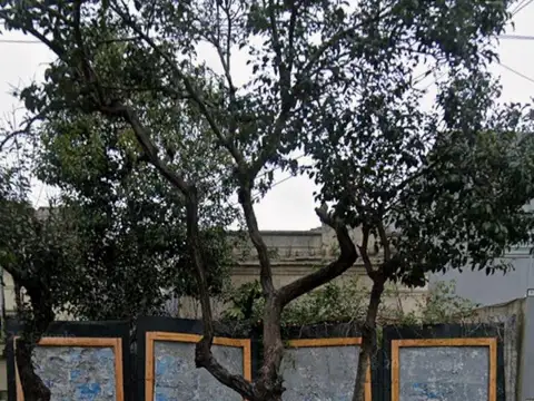 Terreno en Lanús Oeste Ideal edificio zona centro de- venta