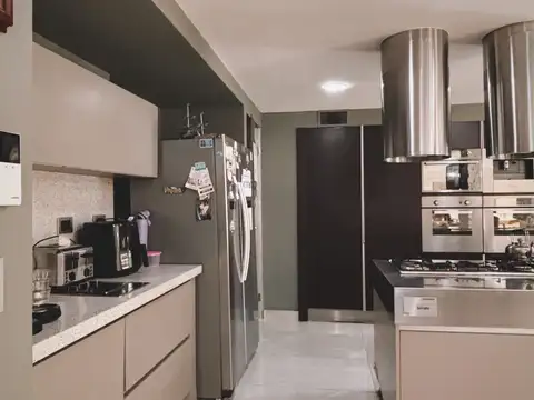 Casa en Venta en Liniers, USD 895.000