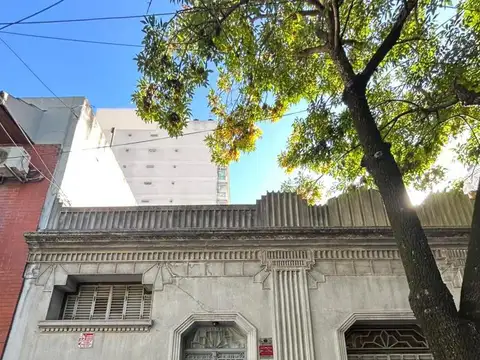 Casa En Alquiler Artigas Al 500