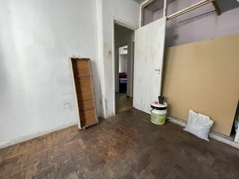 Depto Tipo Casa en Venta 60 años