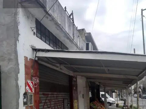 Venta dos locales   departamento en Muñiz