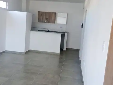 Departamento en Alquiler en Flores, $ 600.000