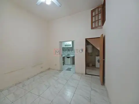 Alquiler PH 2 Ambientes al Fondo en Parque Avellaneda