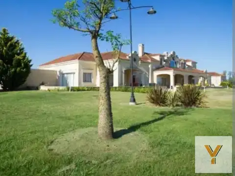 Terreno en Venta en Area 60, USD 30.000