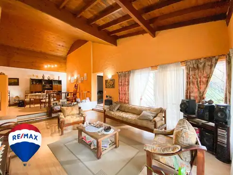 VENTA CASA 5 AMB + DEP DE SERVICIO LA LONJA, PILAR