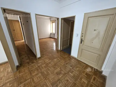 Departamento en Venta de 5 ambientes