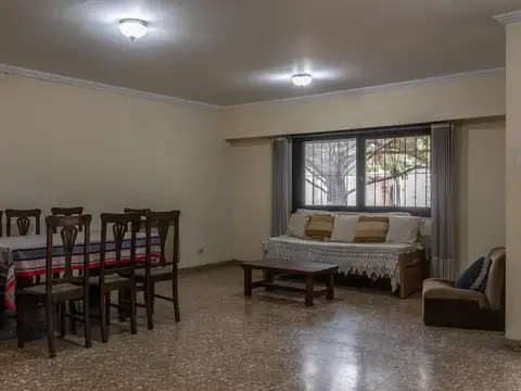 Quinta en Venta en Paso del Rey, USD 98.000