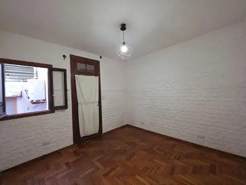 Depto Tipo Casa en Venta en Lomas de Zamora, $ 600.000