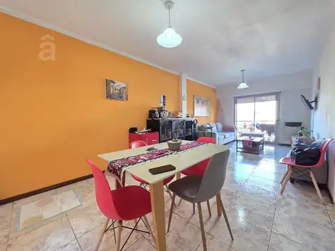 Lavalle  al 2400 entre Buenos Aires y Boulevard Ballester