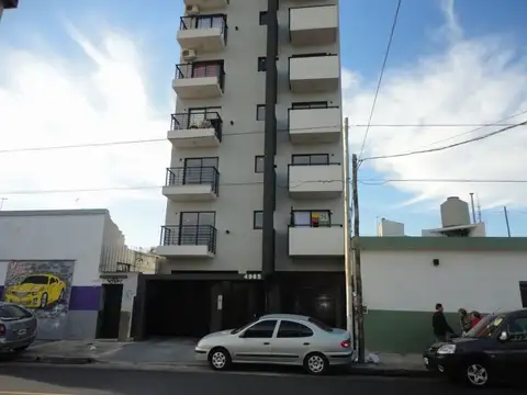 Departamento - Alquiler - Argentina, Caseros - Av. Bartolomé Mitre  4900
