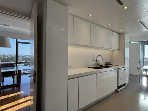 Departamento en Alquiler de 3 dormitorios