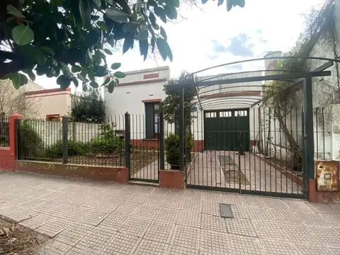 VENTA CASA 3 AMB GARAGE-PATIO LANUS ESTE APTO CRED