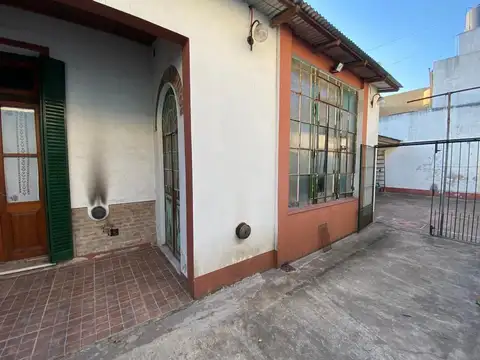 VENTA CASA 3 AMB GARAGE-PATIO LANUS ESTE APTO CRED