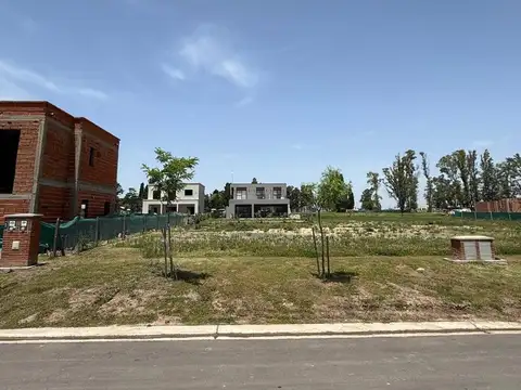Lote en VENTA barrio Santa Sofía, Pilar del Este