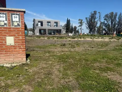 Lote en VENTA barrio Santa Sofía, Pilar del Este