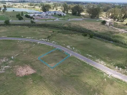 Terreno en Venta de 671,0 m2