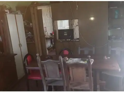 Casa 3 ambientes con 1 baño