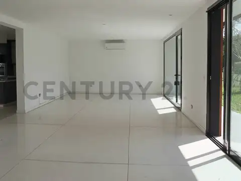 Casa en Venta en San Matias, USD 360.000