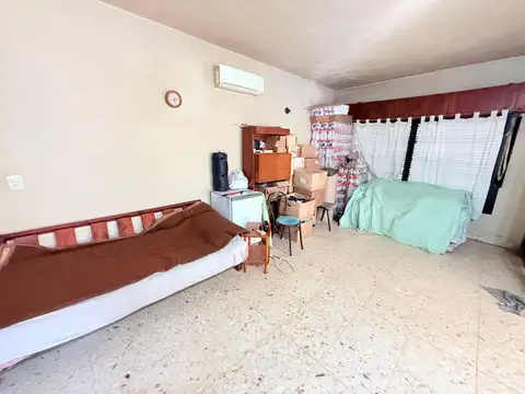 CASA AMERICANA SOBRE LOTE DE 720MTRS2