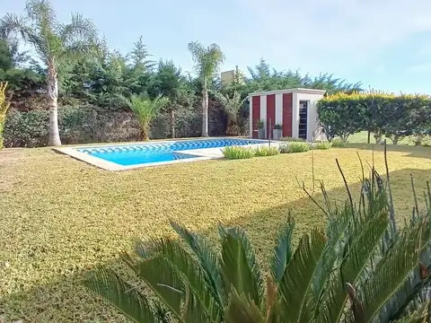 ALQUILER- CASA DE 2 DORMITORIOS- ROLDAN