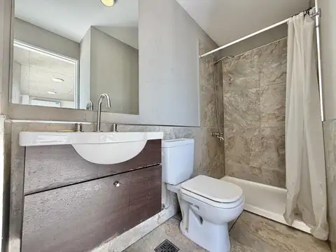 Divino departamento en venta de tres ambientes en piso alto con cochera opcional en Villa Urquiza.
