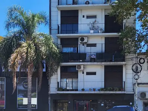 Alquiler 3 Amb con Balcon Contra Frente