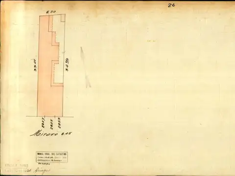 CASA CON 8 DEPARTAMENTOS Y 1 LOCAL ALQUILADO