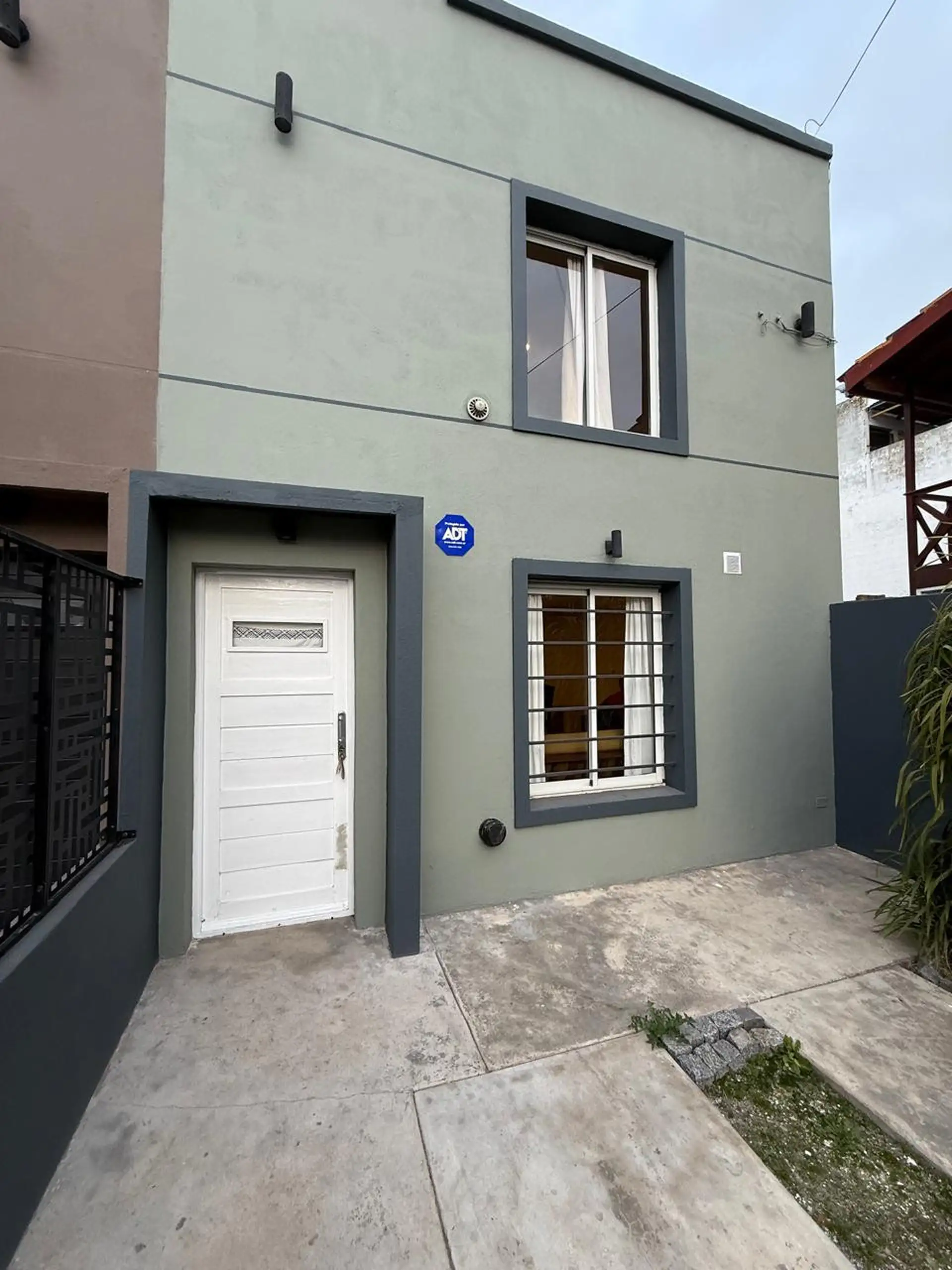 Duplex 3 ambientes en Venta - Caisamar