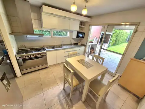 Casa en Venta al Oeste