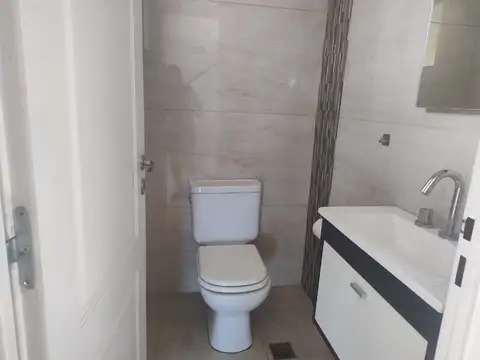 Casa en Alquiler en El Cantón - Barrio Puerto, USD 1.600